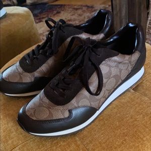 Authentic Coach gym shoe